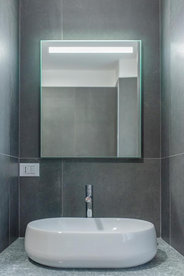 Royal Apartment Turin Bagian luar foto