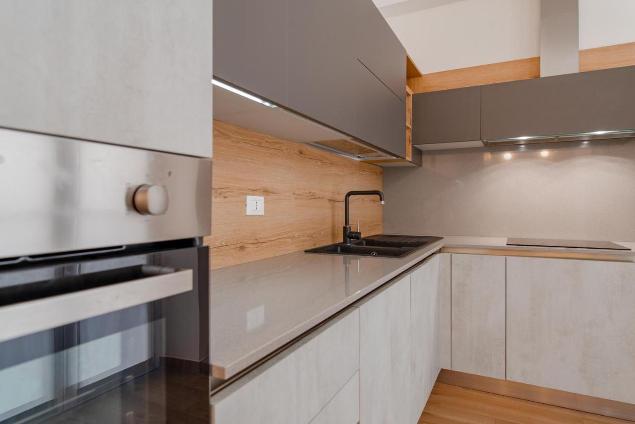 Royal Apartment Turin Bagian luar foto
