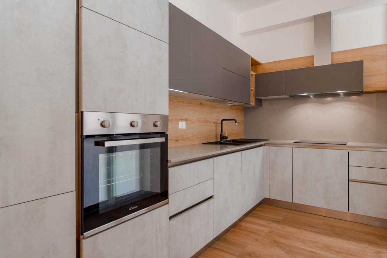 Royal Apartment Turin Bagian luar foto