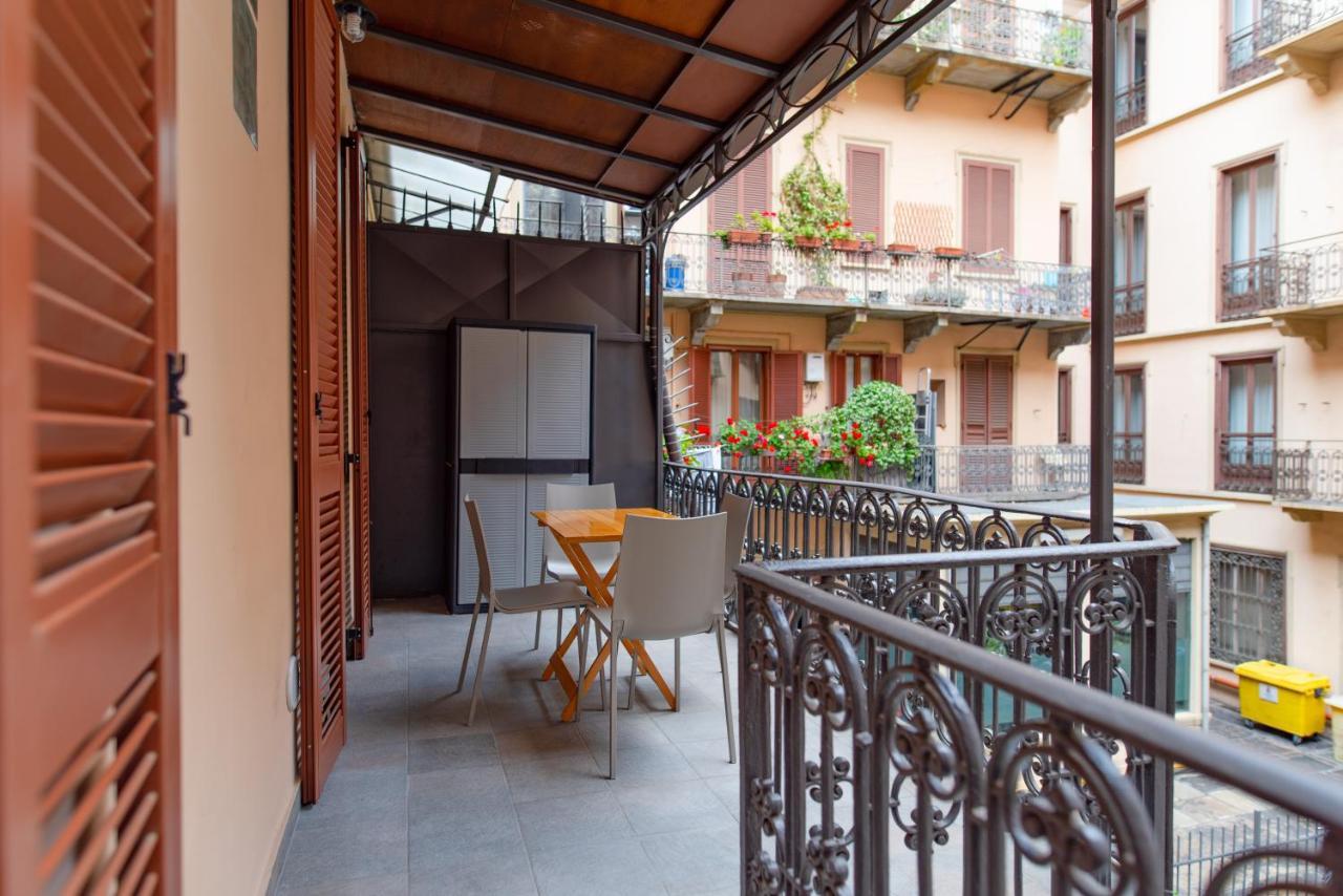 Royal Apartment Turin Bagian luar foto