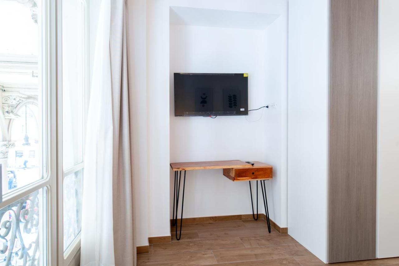 Royal Apartment Turin Bagian luar foto
