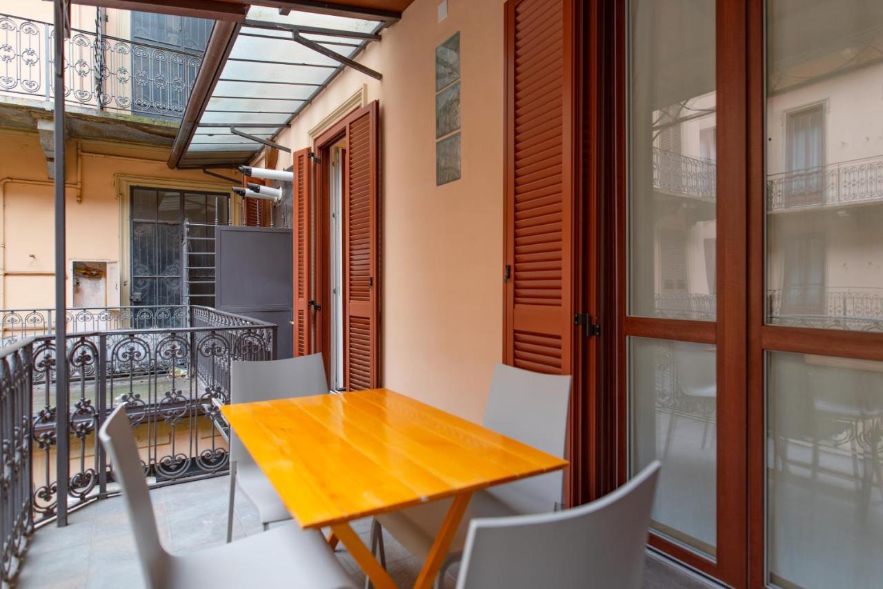 Royal Apartment Turin Bagian luar foto
